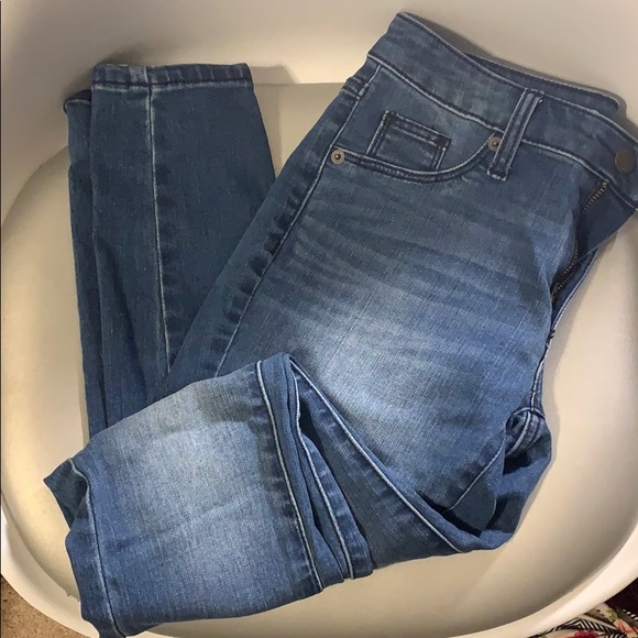 Universal Thread Jeans - Picture 3 of 6